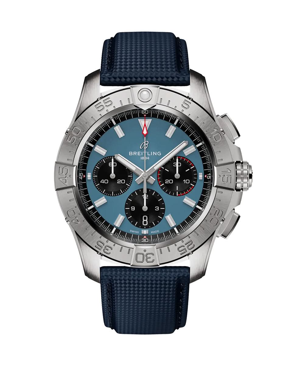 BREITLING AVENGER Watch